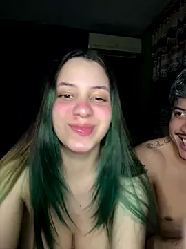 Snapshot of MakioAndUzuii chatting on September 13, 2025, 6:35 am MakioAndUzuii online show from September 13, 2025, 6:35 am