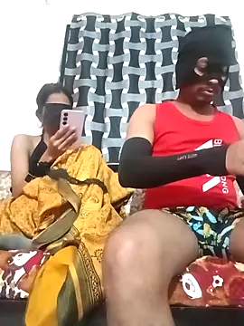 sexycouplemh09 online show from December 19, 2025, 2:46 pm