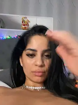 Snapshot of _adelle chatting on December 12, 2024, 1:28 pm adelle online show from December 12, 2024, 1:28 pm