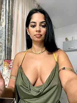  adelle online show from November 28, 2025, 12:19 pm