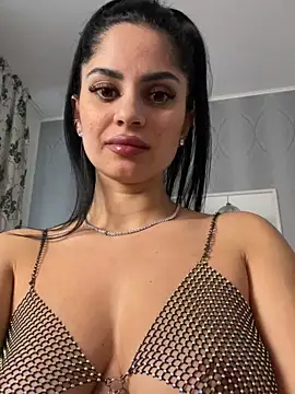 Snapshot of _adelle chatting on February 27, 2026, 2:06 pm adelle online show from February 27, 2026, 2:06 pm