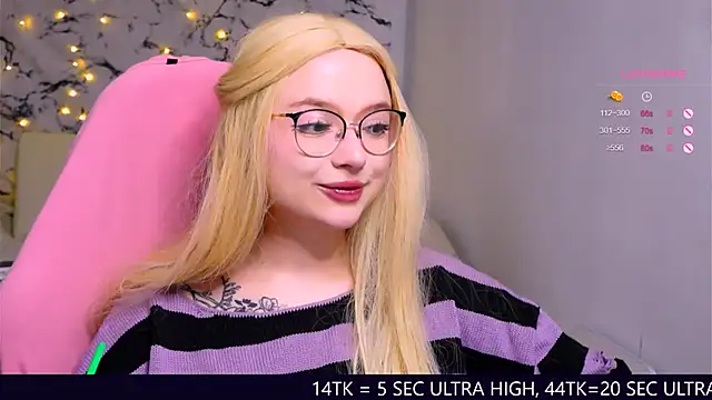 me  hanna online show from March 2, 2025, 10:59 pm