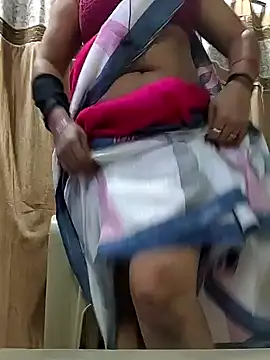 Snapshot of Archna-ji chatting on December 5, 2024, 5:04 am Archna-ji online show from December 5, 2024, 5:04 am