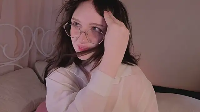 Snapshot of ELLIEJAY chatting on October 25, 2025, 5:37 am ELLIEJAY online show from October 25, 2025, 5:37 am