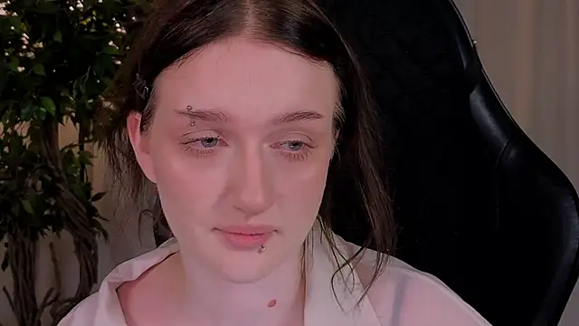 Snapshot of ELLIEJAY chatting on November 23, 2025, 5:18 am ELLIEJAY online show from November 23, 2025, 5:18 am