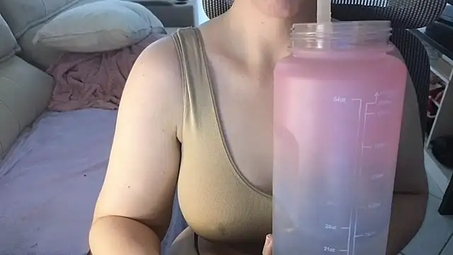 MommyLoveAanal online show from October 27, 2025, 3:27 pm