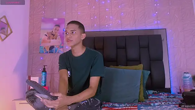 dilan alfonzo online show from October 25, 2025, 7:41 pm