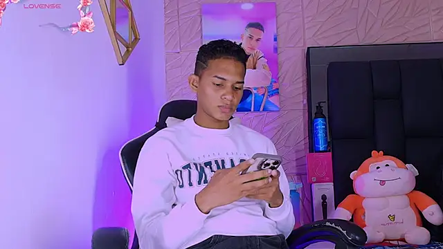 Snapshot of dilan_alfonzo chatting on May 16, 2026, 12:04 pm dilan alfonzo online show from May 16, 2026, 12:04 pm