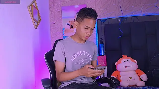 Snapshot of dilan_alfonzo chatting on May 24, 2026, 4:12 pm dilan alfonzo online show from May 24, 2026, 4:12 pm