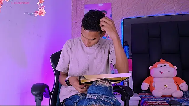 Snapshot of dilan_alfonzo chatting on June 23, 2026, 5:00 pm dilan alfonzo online show from June 23, 2026, 5:00 pm