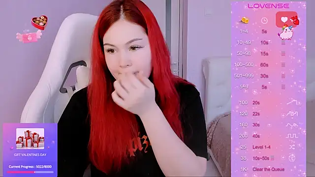 Snapshot of MissClarks chatting on February 24, 2025, 12:37 pm MissClarks online show from February 24, 2025, 12:37 pm