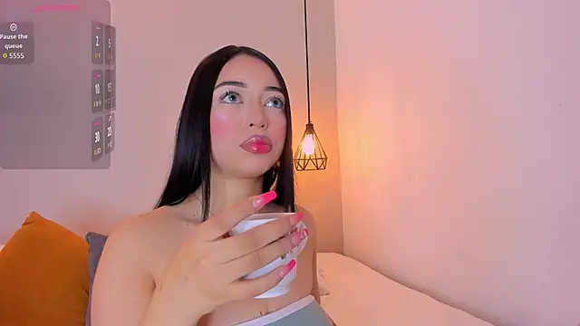 Snapshot of AnthonellaSweet chatting on October 8, 2025, 12:25 pm AnthonellaSweet online show from October 8, 2025, 12:25 pm