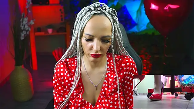 MonicaMaxwel online show from February 13, 2025, 12:00 pm