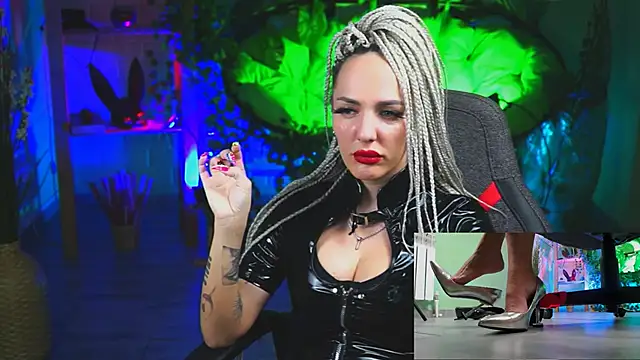 MonicaMaxwel online show from March 3, 2025, 3:31 pm