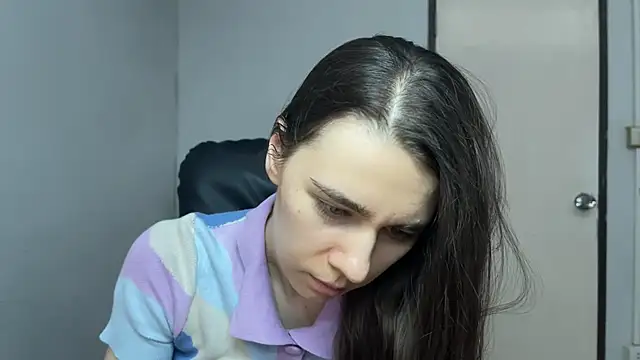 SassyJessi online show from May 20, 2026, 4:07 am