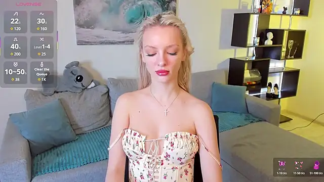 AleksaBlonde online show from March 23, 2026, 5:44 am