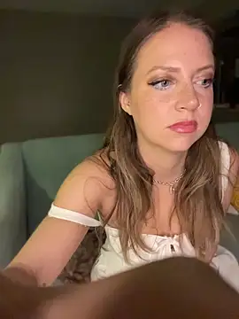 molly witha chance online show from April 13, 2026, 12:05 am