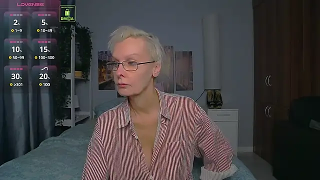 HelgaHimmell online show from December 12, 2024, 4:21 pm