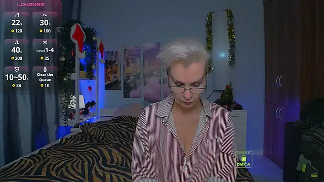 HelgaHimmell online show from December 25, 2024, 4:11 pm