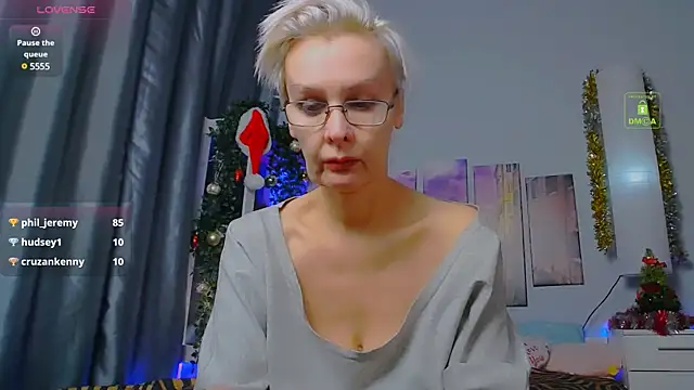 HelgaHimmell online show from January 11, 2025, 2:20 am