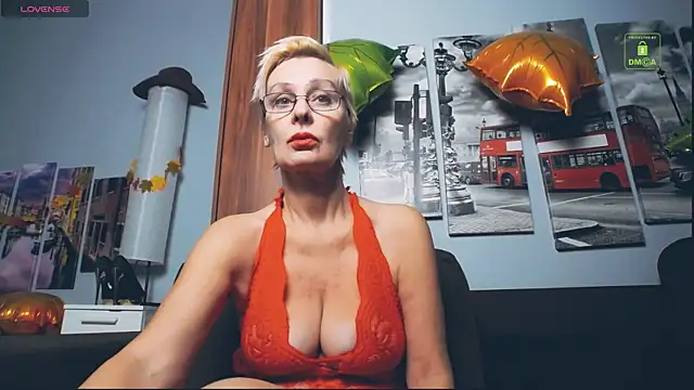 HelgaHimmell online show from November 28, 2025, 12:30 pm