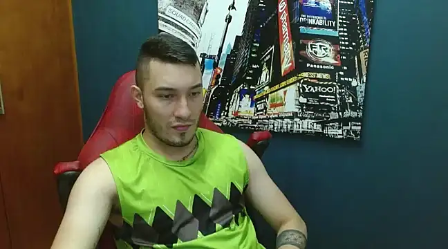Snapshot of Airon_Blade chatting on December 23, 2024, 8:25 pm Airon Blade online show from December 23, 2024, 8:25 pm