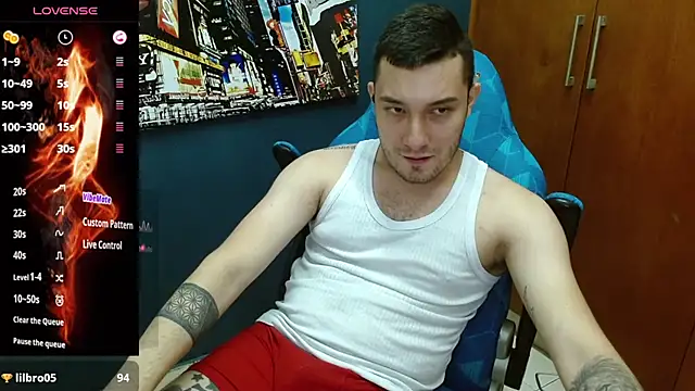 Snapshot of Airon_Blade chatting on March 6, 2025, 1:58 am Airon Blade online show from March 6, 2025, 1:58 am