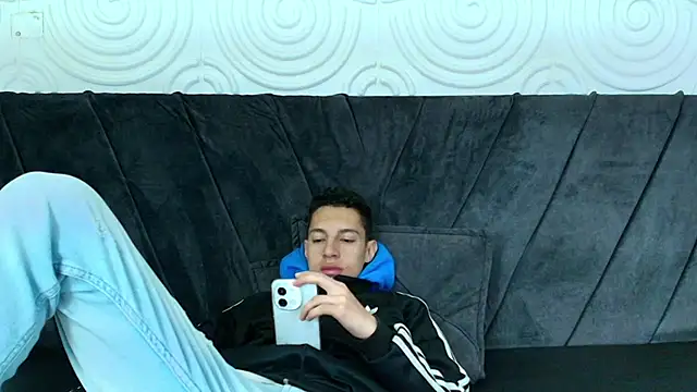 thiago19s online show from December 17, 2024, 12:22 pm