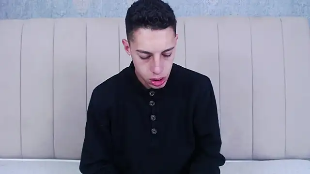 thiago19s online show from February 14, 2025, 7:33 pm