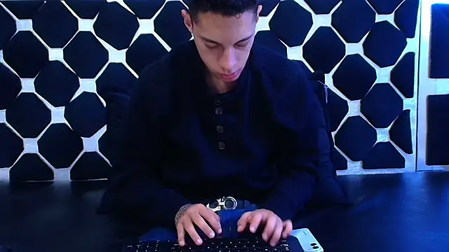 thiago19s online show from February 19, 2025, 6:54 pm