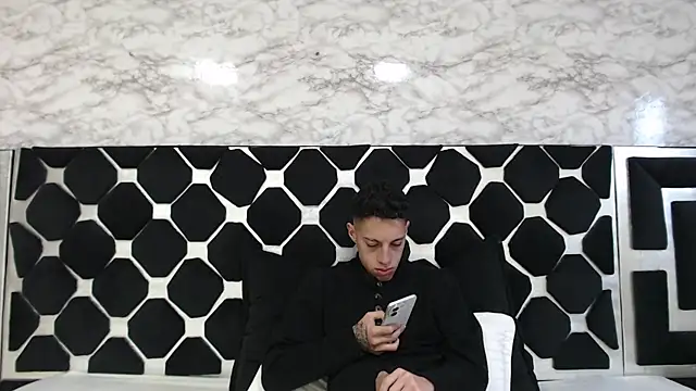 thiago19s online show from March 14, 2025, 10:27 pm