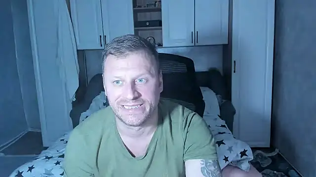 ANGELALEXYNO2024 online show from November 22, 2025, 6:40 pm