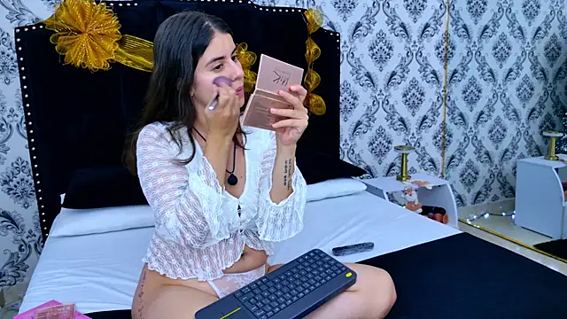 LexaDeRusso online show from December 20, 2025, 8:16 pm