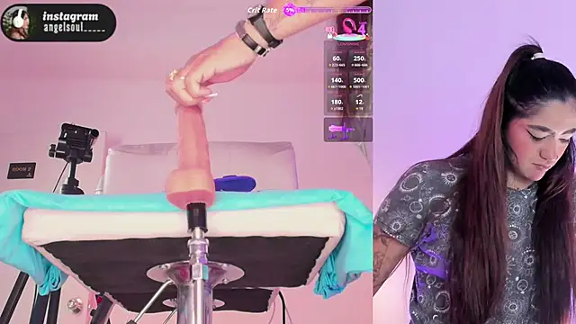 Angelst   online show from October 7, 2025, 6:54 am