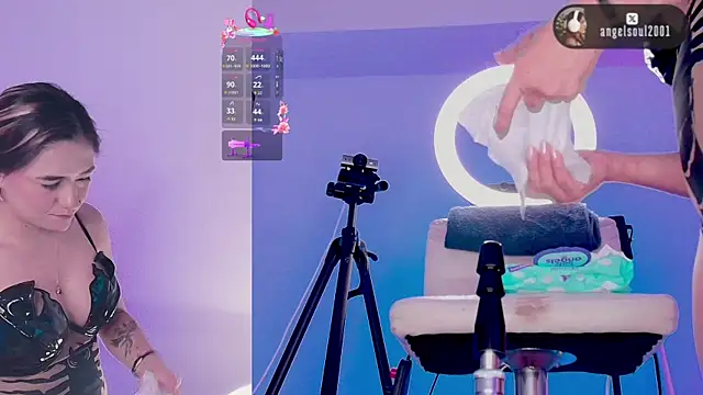 Angelst   online show from April 19, 2026, 1:27 am