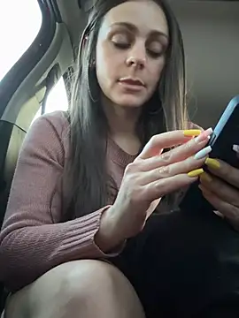 Loella-Rose online show from January 23, 2025, 4:04 pm