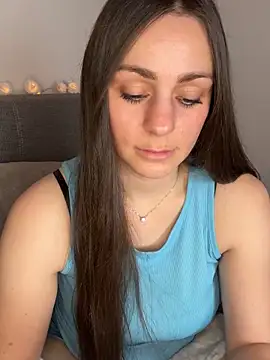 Loella-Rose online show from February 9, 2025, 11:25 am