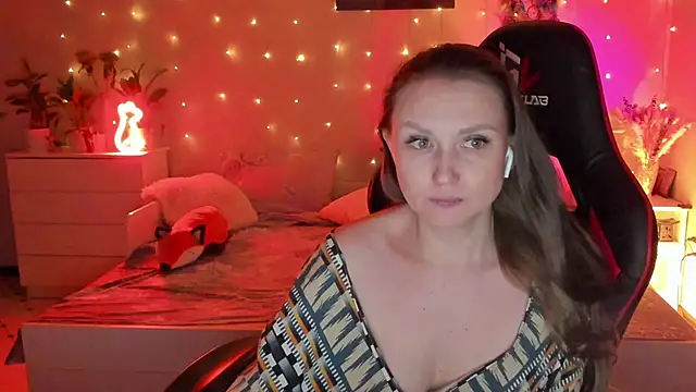 desperatehousewife   online show from January 21, 2025, 5:51 pm