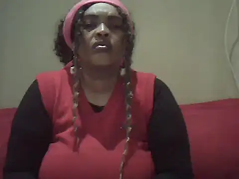 Snapshot of SexxyBoob chatting on May 30, 2026, 5:04 am SexxyBoob online show from May 30, 2026, 5:04 am