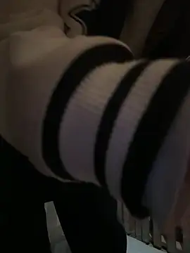 czruz online show from March 3, 2025, 9:11 am