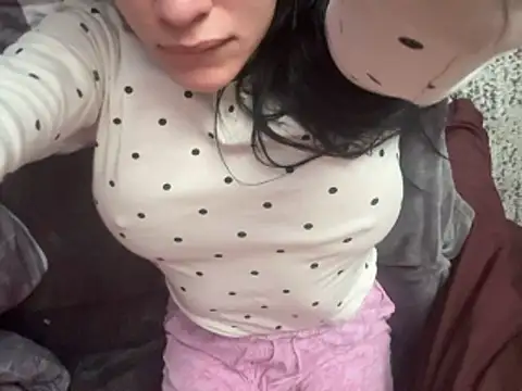 czruz online show from February 5, 2026, 7:02 am