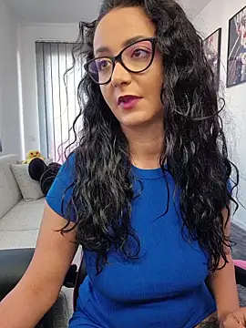 Snapshot of KatherineRyder chatting on June 9, 2026, 5:30 am KatherineRyder online show from June 9, 2026, 5:30 am