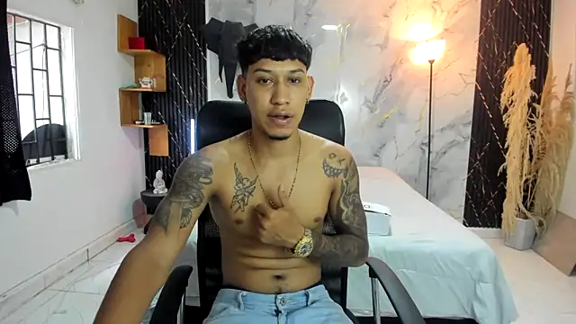 Snapshot of slim_master12 chatting on June 3, 2026, 9:09 pm slim master12 online show from June 3, 2026, 9:09 pm