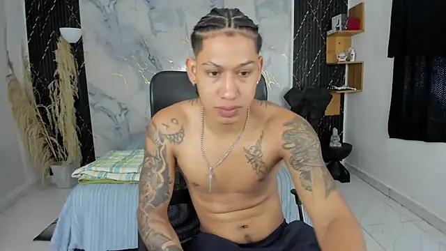 Snapshot of slim_master12 chatting on August 6, 2026, 2:52 pm slim master12 online show from August 6, 2026, 2:52 pm
