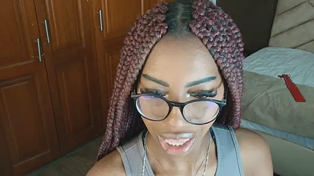 Snapshot of Raquel_jones chatting on January 26, 2025, 11:39 am Raquel jones online show from January 26, 2025, 11:39 am