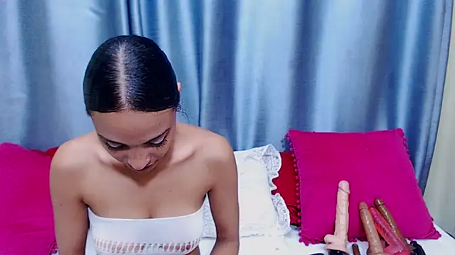 Snapshot of SultryCaramelFantasyx21 chatting on March 13, 2025, 12:02 pm SultryCaramelFantasyx21 online show from March 13, 2025, 12:02 pm