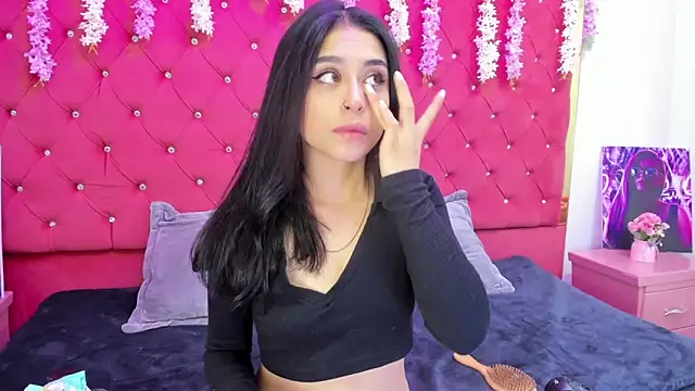 MelodySweett online show from March 9, 2025, 3:11 am