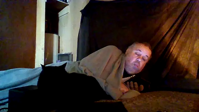 Nightshade7712 online show from February 5, 2026, 4:28 am