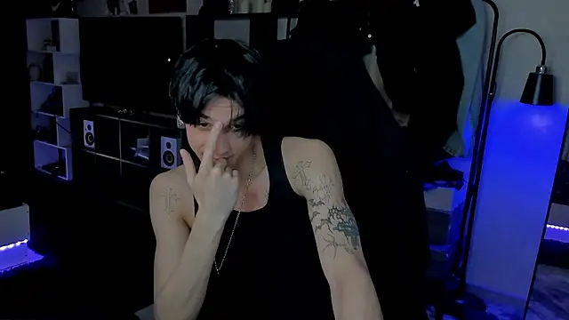 Snapshot of MarkBrowniii chatting on May 23, 2026, 1:04 pm MarkBrowniii online show from May 23, 2026, 1:04 pm