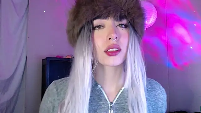 shayla bbs online show from January 15, 2026, 7:02 am